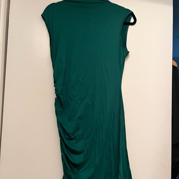 Green Stretchy Dress with Cinches Sides - Unbranded Size Large - Picture 6 of 13